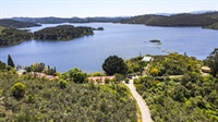 lakeside guesthouse on waterfront - 2