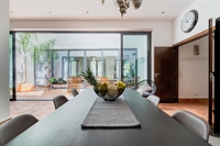 licensed 13-key hotel opportunity - 2