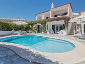 7-bed villa pool sea